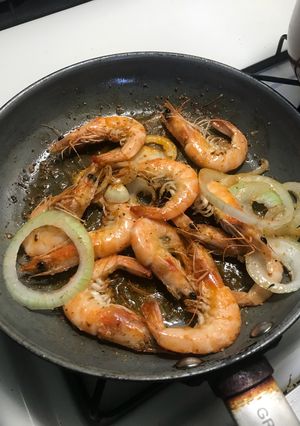 Una foto de Camarones súper fáciles