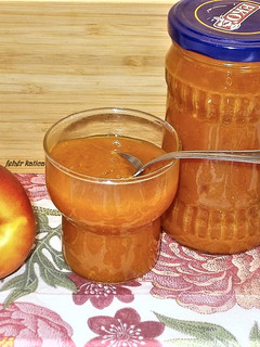 Nektarin lekvár (gyors) recept fotója