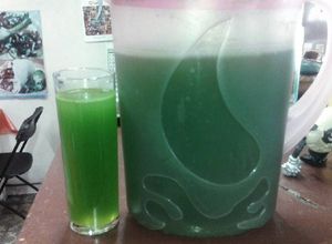 Una foto de Agua fresca de espinaca y limón