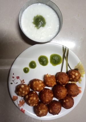 સાબુદાણા વડા (Sabudana Vada Recipe In Gujarati) રેસીપી મુખ્ય ફોટો