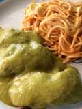 Pechuga rellena en crema de chile poblano