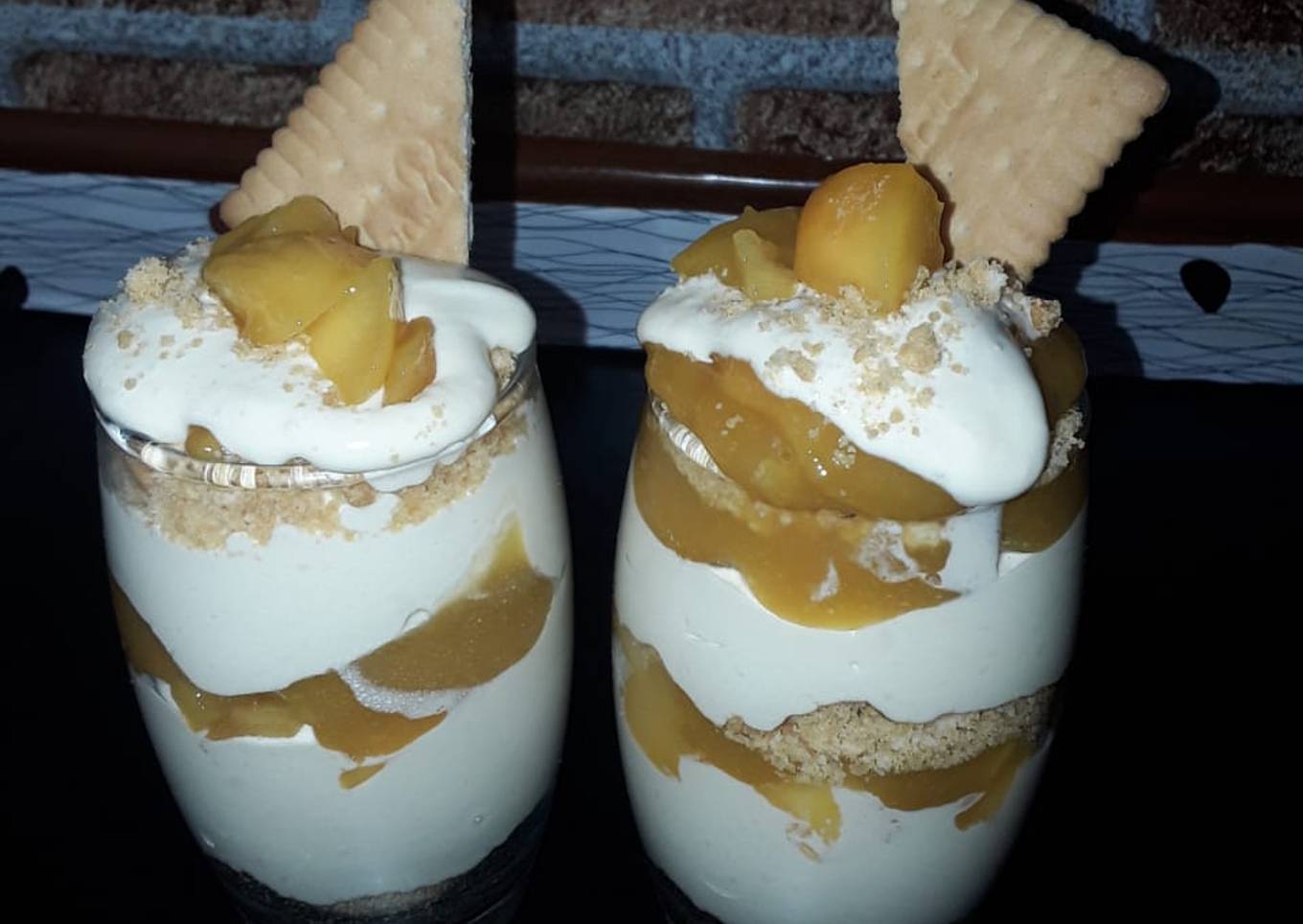 Mango Graham float in Glass