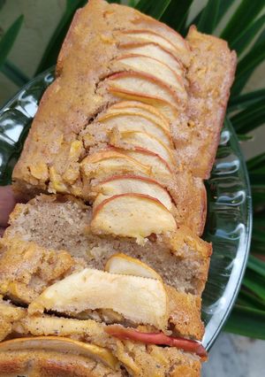 A picture of Apple Cake 🎂 🍎.