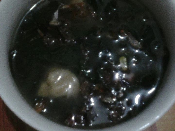 Langkah Mudah untuk Membikin Resep  Sayur bening daun katu dan bakso yang Bikin Ngiler, Enak