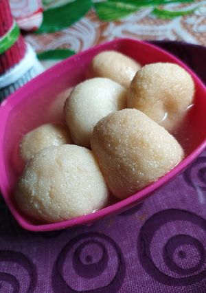 ক্লাসিক রসগোল্লা(rosogolla recipe in Bengali) রেসিপির প্রধান ছবি