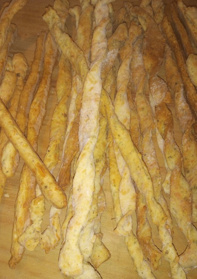 Una foto de Grisines de queso y orégano