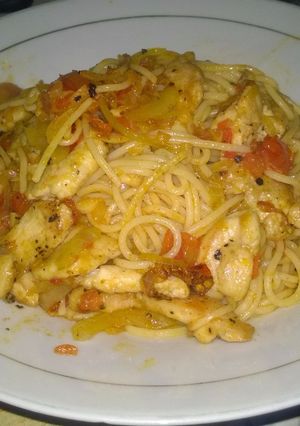 Foto resep Cara Membuat Spaghetti Ayam Lada Hitam Rumahan