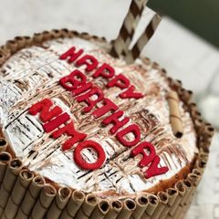 A picture of Cake.