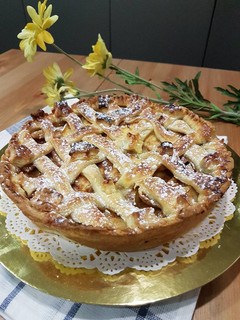 Una foto de Kuchen o Tartaleta Rústica de Manzana!!