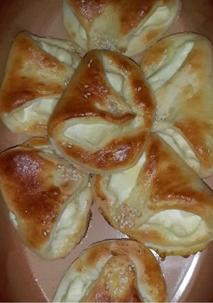 صورة لوصفة طريقة عمل فطاير جبنة بوك