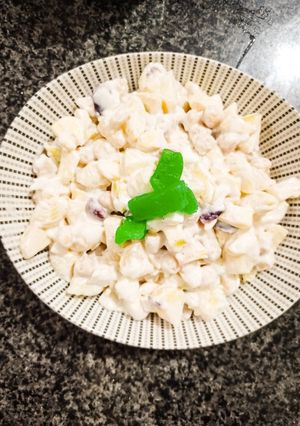 A picture of Russian Salad.