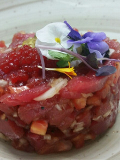 Una foto de Tartar de atún rojo
