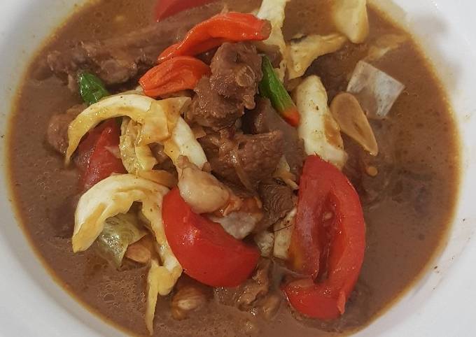 Tongseng daging kambing ala upie