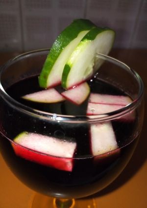 A picture of My special zobo cucumber drink(Xubeedat Cuisine).