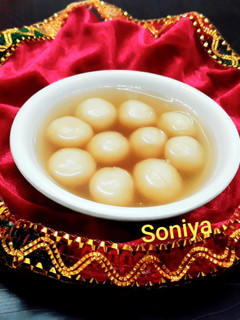 बंगाली रोशोगुल्ला (Bengali roshogulla recipe in hindi) रेसिपी मुख्य फोटो