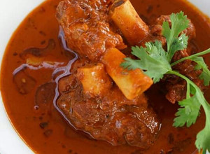 A picture of Awadhi mutton korma.