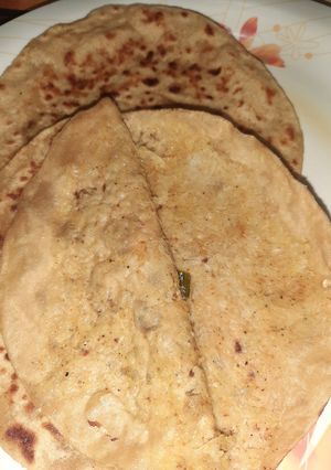 गोभी का पराठा (gobi ka paratha recipe in Hindi) रेसिपी मुख्य फोटो
