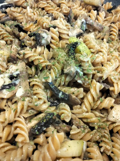 Una foto de Espirales a la carbonara con champiñones