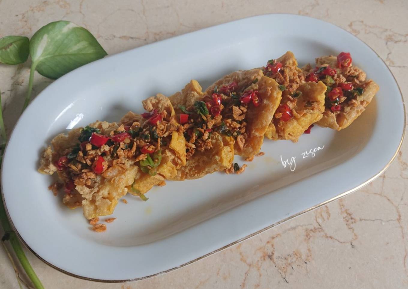 Tahu Penyet Goreng Bawang Putih