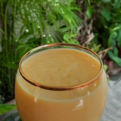A picture of Mango shake.