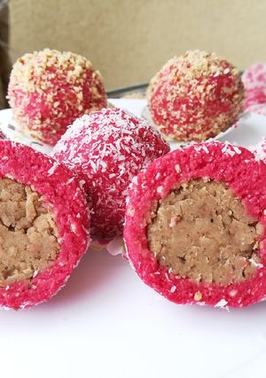 Gesztenyés - puncsos kókuszgolyók recept fotója