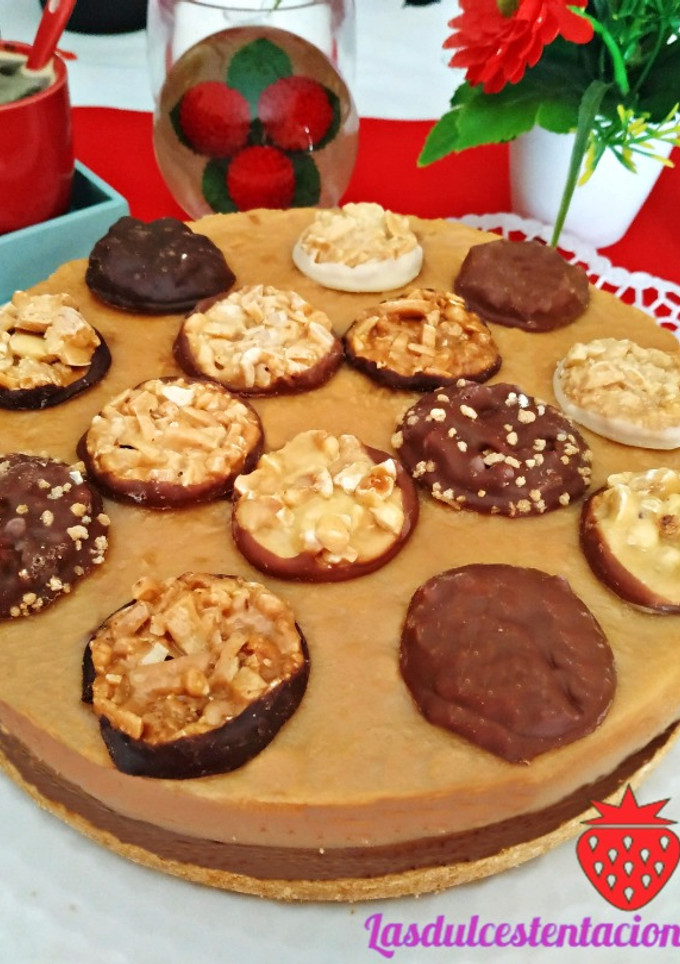 Una foto de Tarta de Turrón y Chocolate