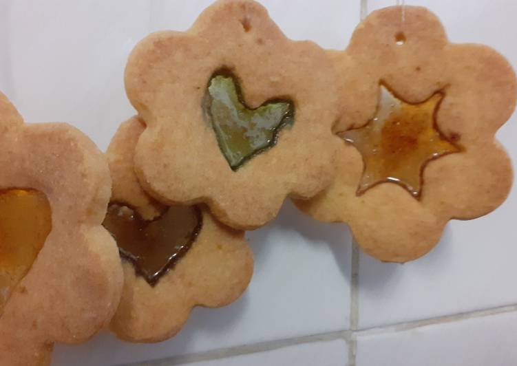 Recipe of Homemade Edible Christmas tree décor; stained glass windows biscuits
