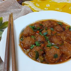 A picture of Maggi machurian.