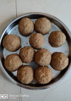 A picture of Laddu.