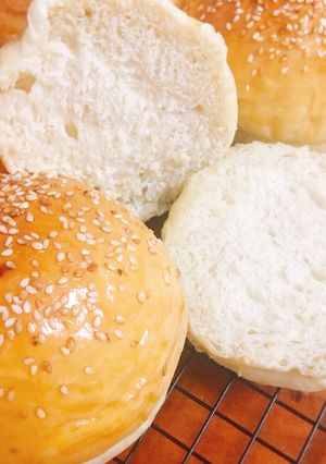 Hình của món Vỏ hamburger (dùng tangzhong).