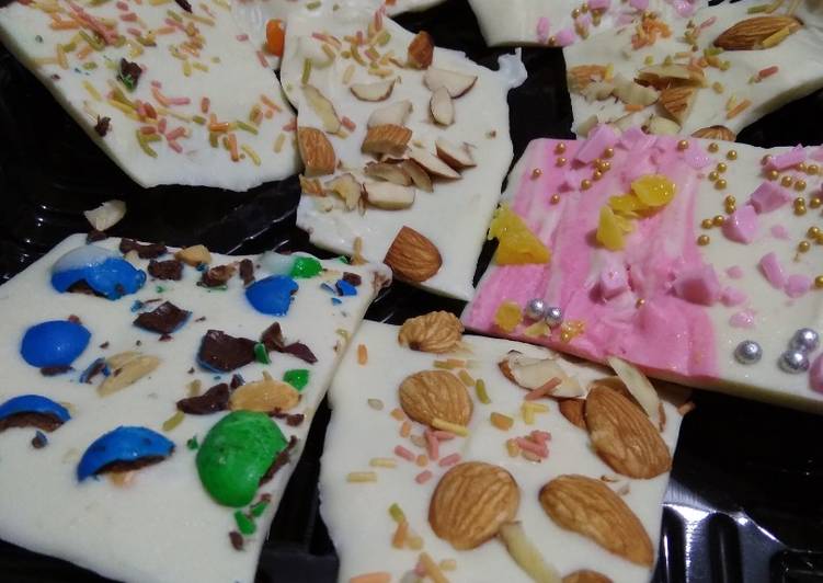 Recipe of Favorite White Chocolate Candy Barks