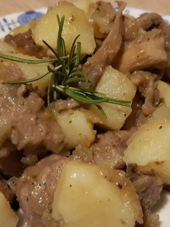 Rozmaringos kacsamell recept fotója