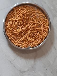 તીખા ગાંઠિયા (Tikha Ganthiya Recipe In Gujarati) રેસીપી મુખ્ય ફોટો