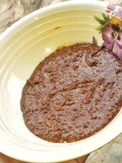 A picture of Peanut paste.
