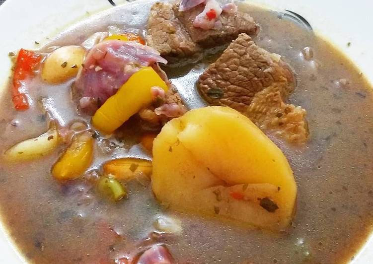 Sopa de peito Bovino com Legumes - Tudogosreceitas