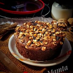 A picture of Walnut banana cake.