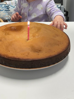 Una foto de Bizcocho de manzana sin azúcar (BLW +10 meses)