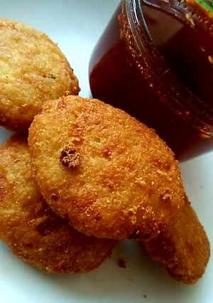 A picture of Leftover rice cutlets.