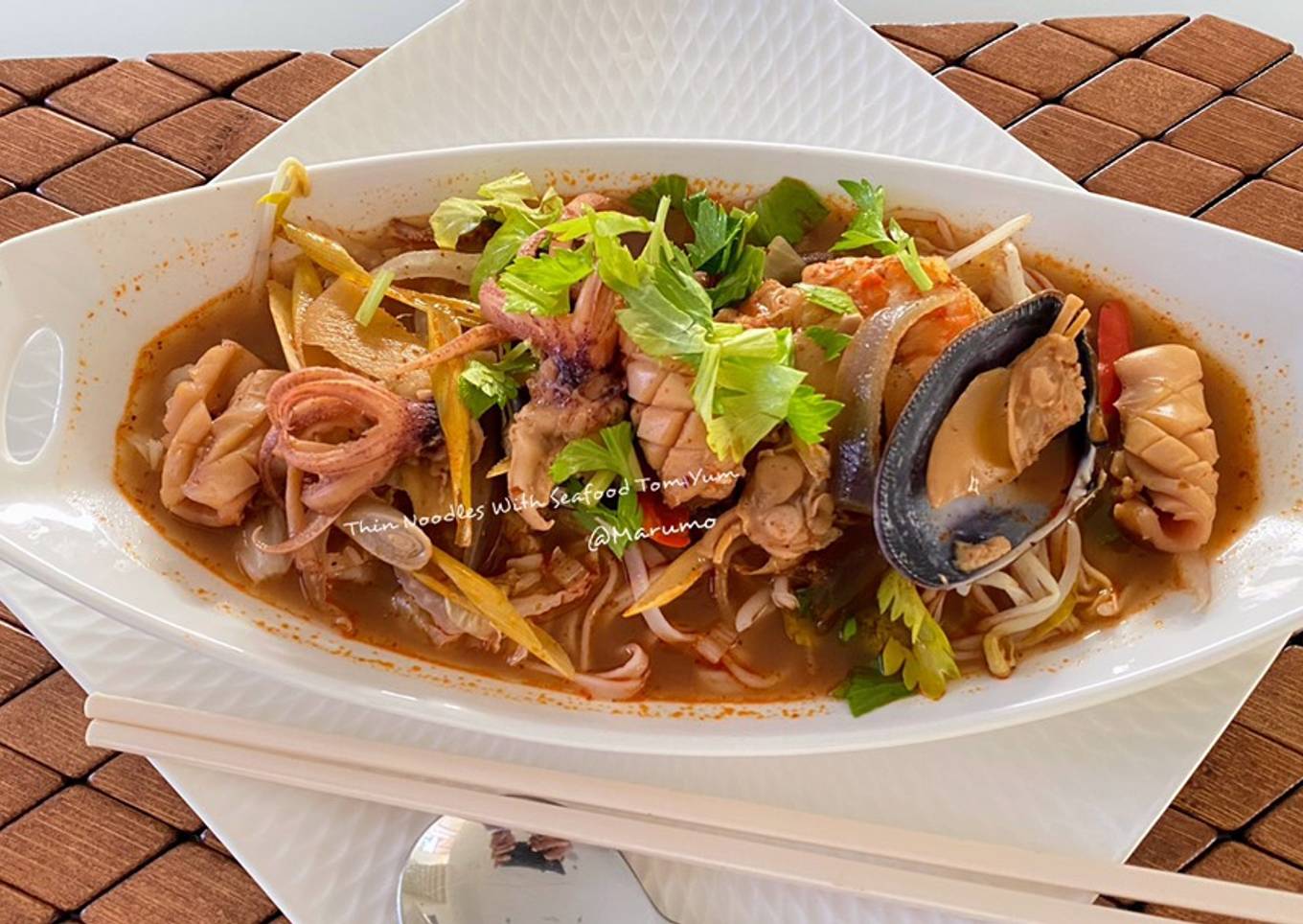 Thin Noodles With Seafood Tom Yum