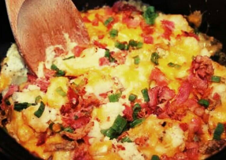 Recipe of Ultimate Creamy Bacon Potato Bake