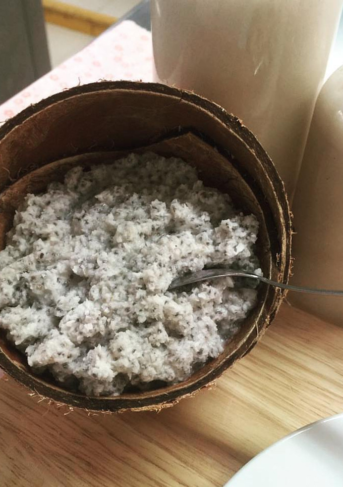 Una foto de Mermelada crudivegana de coco