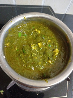 પાલક પનીર સબ્જી (Palak Paneer Sabji Recipe In Gujarati) રેસીપી મુખ્ય ફોટો
