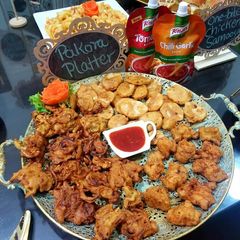 A picture of Assorted pakora platter                                             #cookpadramadan.
