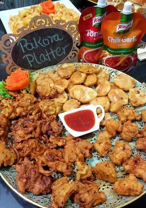 A picture of Assorted pakora platter                                             #cookpadramadan.