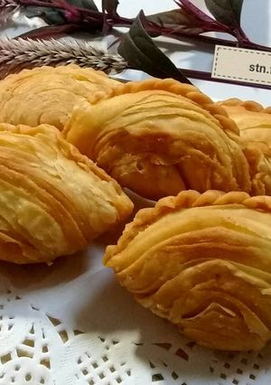 Foto resep Currypuff pusing isi rougout
