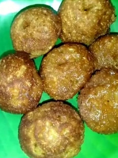 சர்க்கரைவள்ளி கிழங்கு பணியாரம் (Sarkaraivalli kilanku paniyaram recipe in tamil) செய்முறை முக்கிய புகைப்படம்