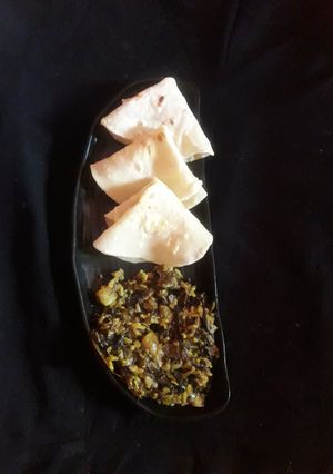 মোচার ঘন্ট(Mochar ghonto recipe in bengali) রেসিপির প্রধান ছবি
