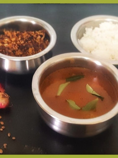 உள்ளி தீயல்,காலிபிளவர் பொரியல் செய்முறை முக்கிய புகைப்படம்