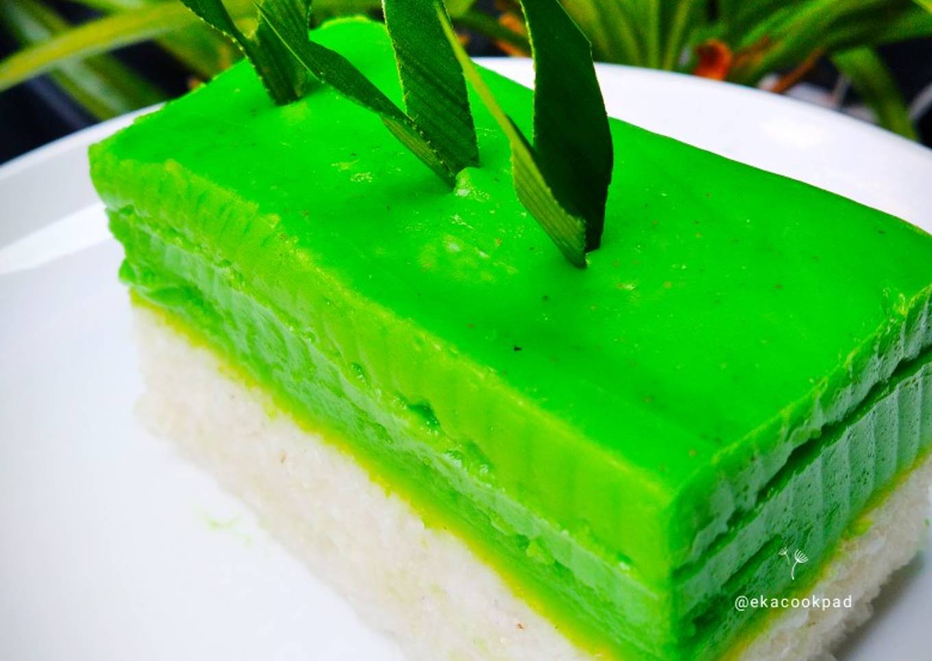 Kue Seri Muka Pandan Ketan