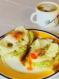 Foto di Uova con avocado